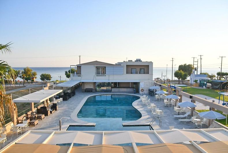 hotel castro beach maleme kreta